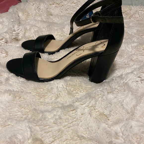 Black Jessica Simpson Heel - Picture 5 of 7